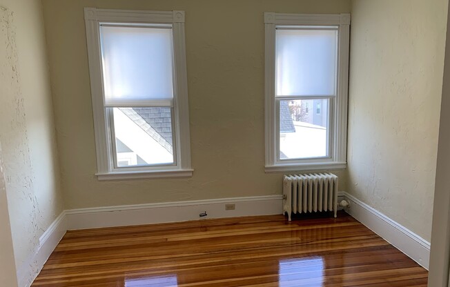 15 Oakes St