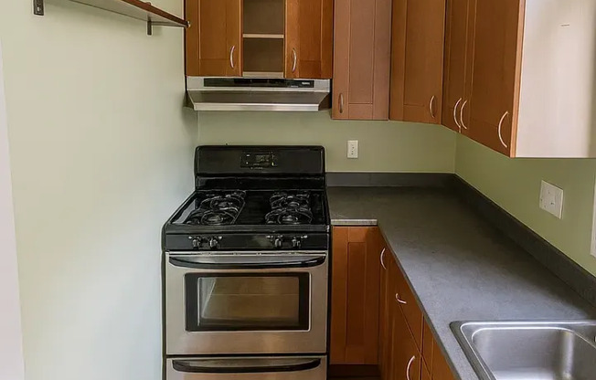 734 N Taylor St, Philadelphia, PA 19130