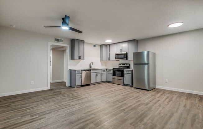2 beds, 1 bath, 850 sqft, $1,450, Unit 104-09