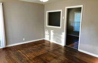 2 beds, 1 bath, $1,295