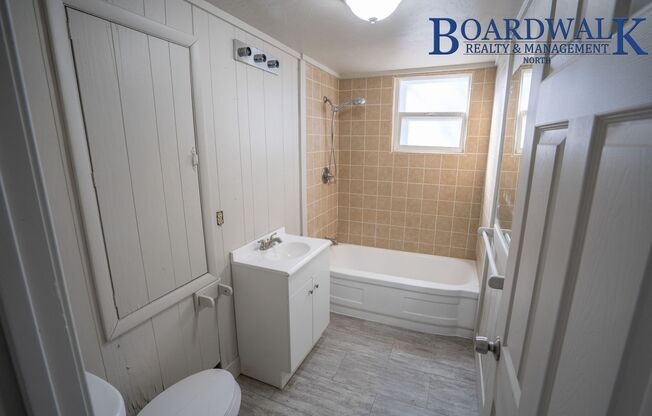 Pet Friendly 2 Bedroom Home