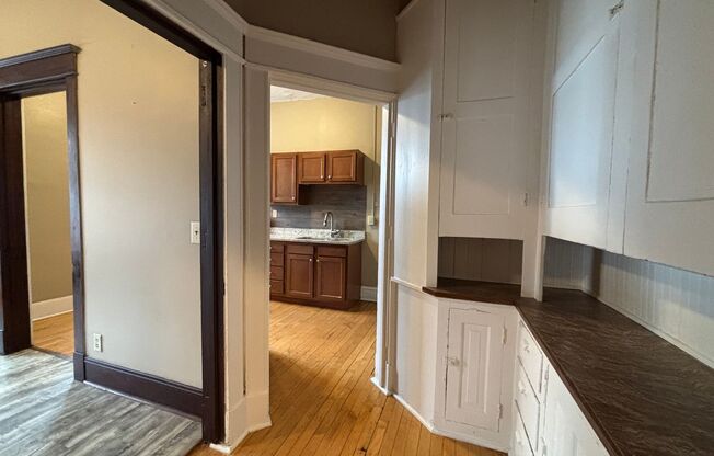 1 bed, 1 bath, 389 sqft, $899, Unit 7