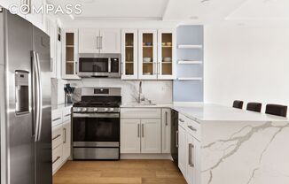 145 E 15 ST