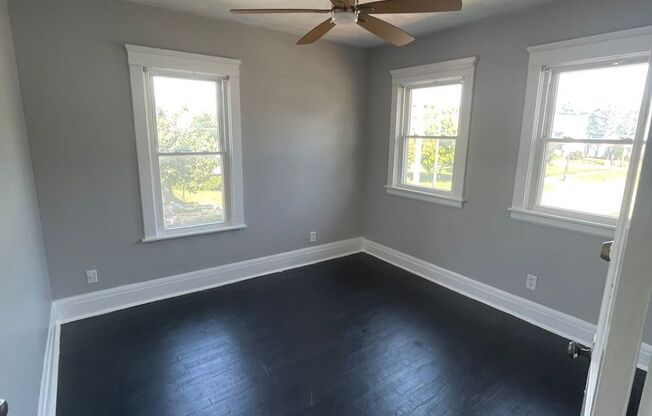 4 beds, 1 bath, $1,280