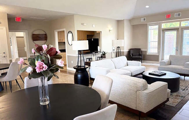 Community Building with Wi Fi at Lynbrook Apartment Homes and Townhomes, Elkhorn, NE, 68022