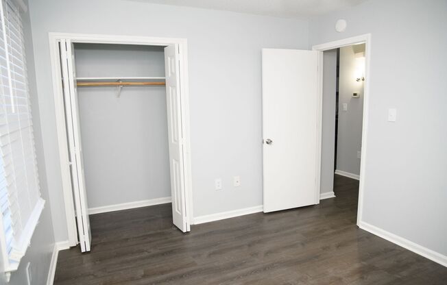 2 beds, 1 bath, $1,350