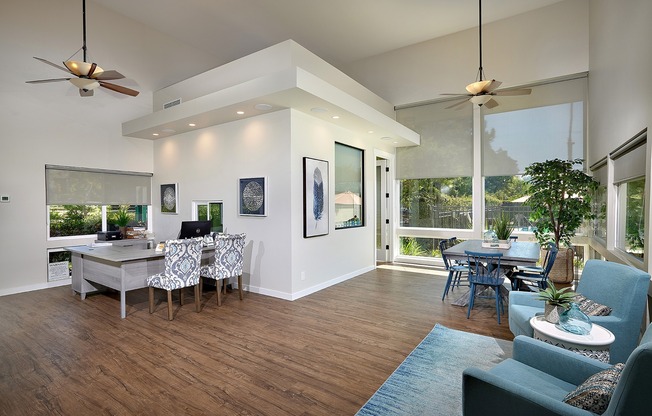 Leasing Center