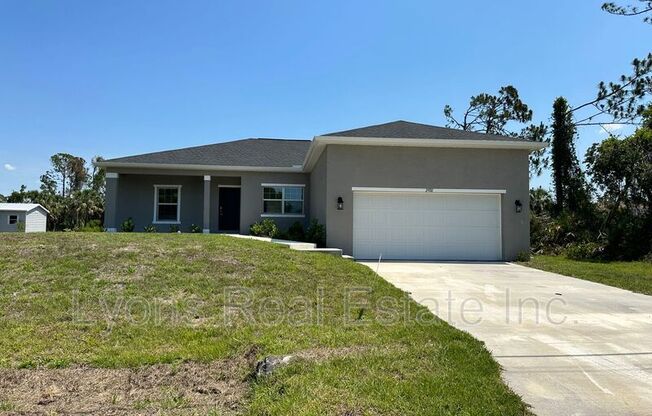 2492 SPARKLE LN