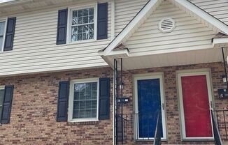 Spacious 2 Bedroom Apartment Available Now!