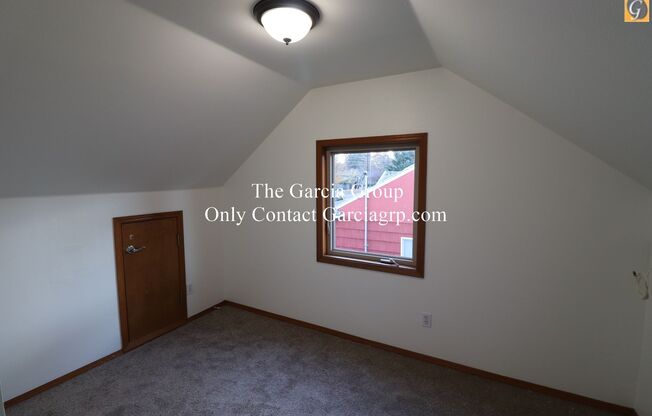 3 beds, 2 baths, $2,895