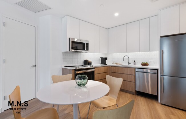 2 beds, 2 baths, $6,000, Unit 9-D