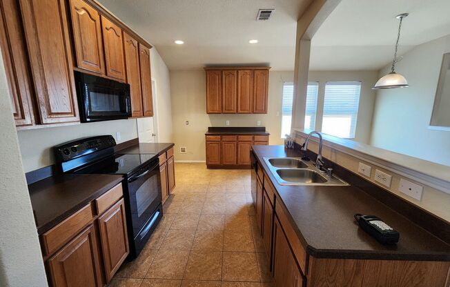 Spacious 4 Bedroom in Eagle Mountain ISD