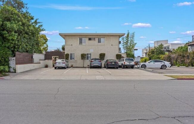 3934 3 AVE