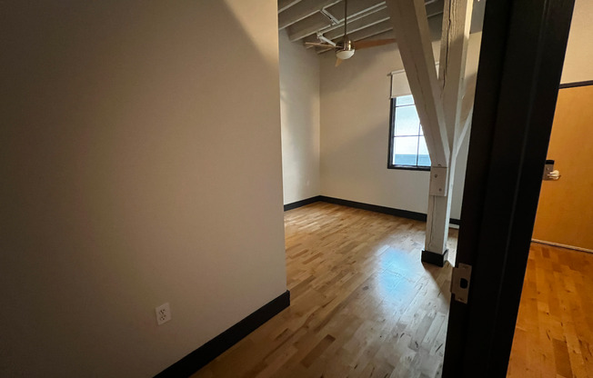 1 bed, 1 bath, 715 sqft, $1,365, Unit 248