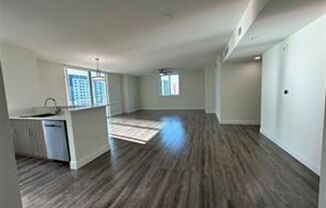 2 beds, 2 baths, 1,208 sqft, $3,668, Unit 110 SW 12 Street appt 708 (F10474060)