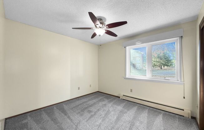 1 bed, 1 bath, 640 sqft, $1,036, Unit VC-235