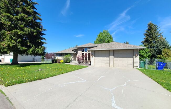 $3,400- 5 Bed / 3 Bath Beautiful Home in Upper South Hill