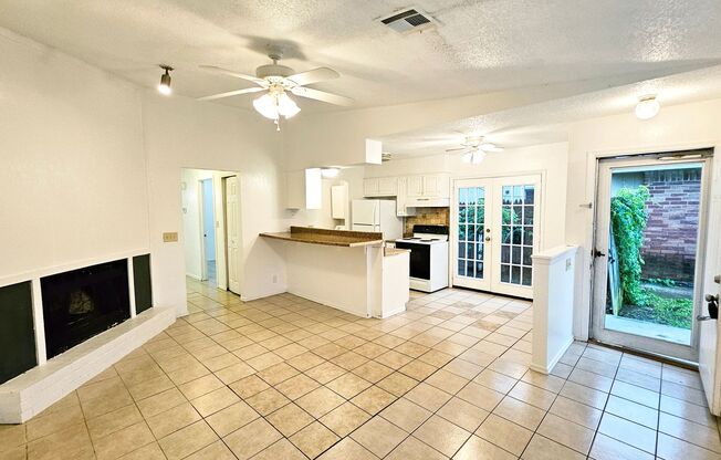 Three Bedroom Close to Tinker