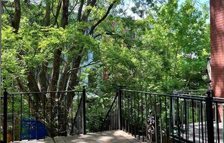 250 W 137 ST