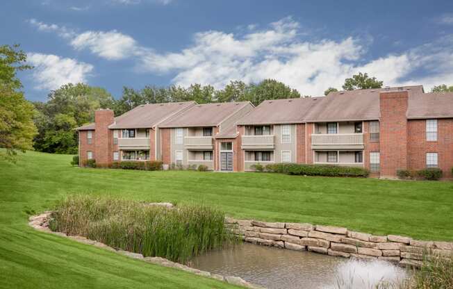 Exterior at Coventry Oaks Apartments, Overland Park, Kansas