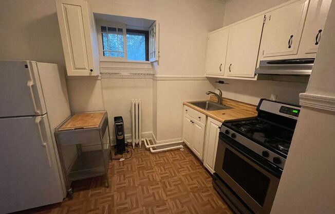 Studio, 1 bath, $1,642, Unit Apt 5