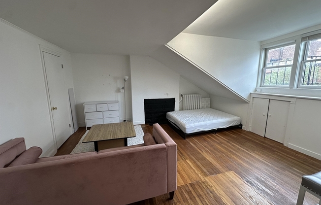 109 Charles Street 5