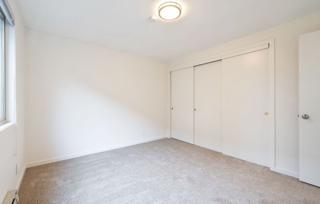 2 beds, 1 bath, 850 sqft, $1,995