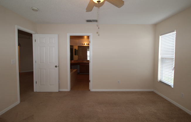 3 beds, 2 baths, $1,895