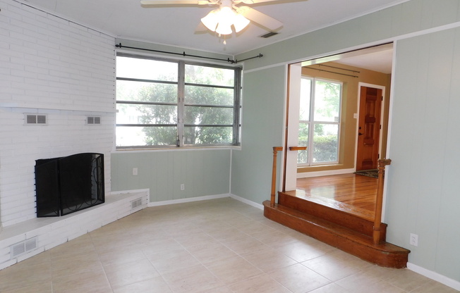 Convenient to UF & Westside Park!