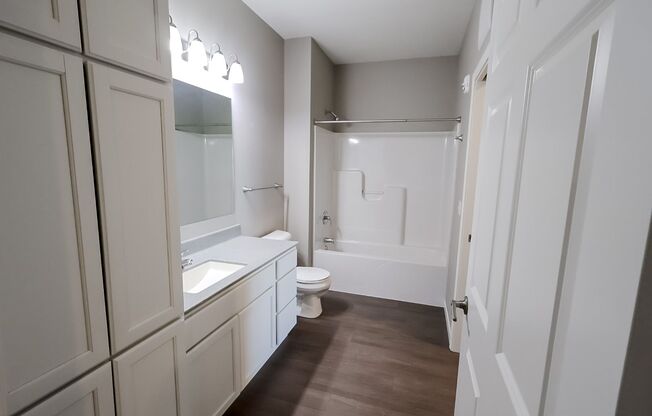 1 bed, 1 bath, 745 sqft, $1,050, Unit 3500-101