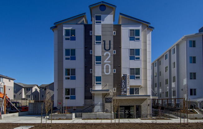Studio, 1 bath, 222 sqft, $1,300, Unit U20 4536 Unit 408