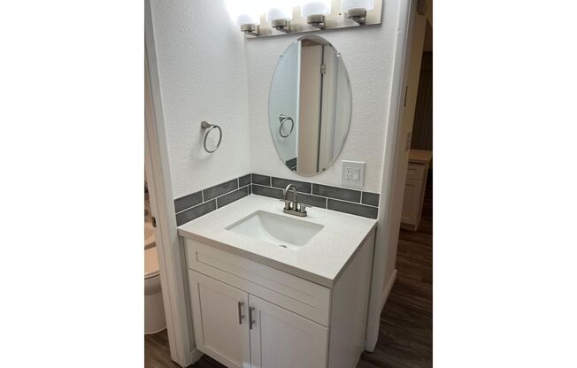 1 bed, 1 bath, 684 sqft, $1,340, Unit 112