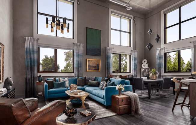 Floor To Ceiling Windows at The Mansfield at Miracle Mile, California, 90036