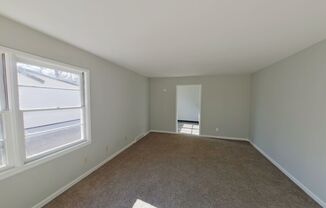 2 beds, 1 bath, $895