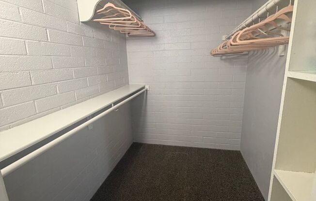 1 bed, 1 bath, 525 sqft, $925, Unit B204