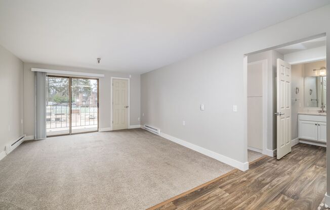 1 bed, 1 bath, 636 sqft, $1,650, Unit 324