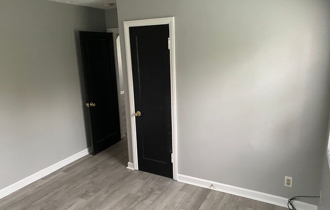 2 beds, 1 bath, 960 sqft, $950, Unit Unit A