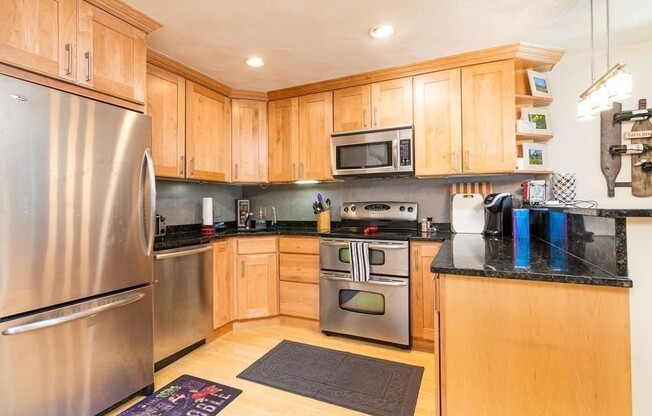 148 QUINCY SHR DR