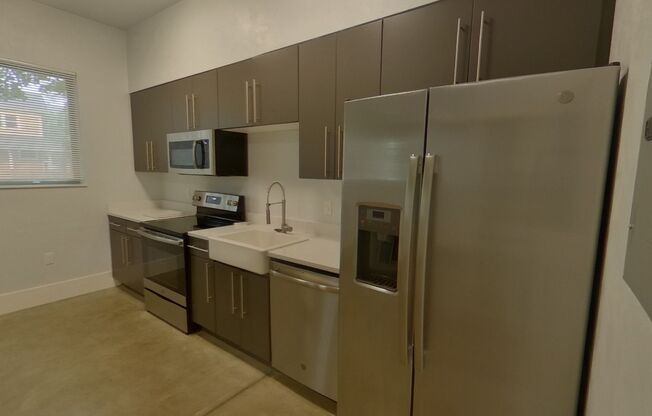 1 bed, 1 bath, $1,495, Unit 9