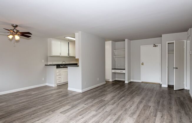 1 bed, 1 bath, 768 sqft, $2,050, Unit 119