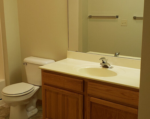 1 bed, 1 bath, 756 sqft, $1,535, Unit 200-106
