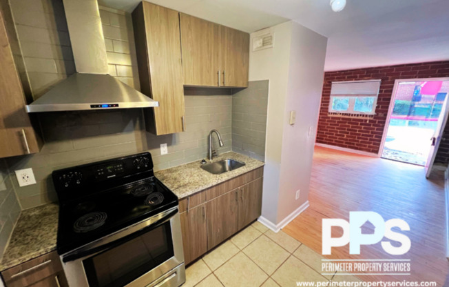 221 Lampkin Street NE