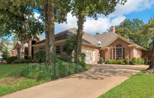 8328 THORNHILL DR