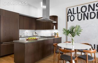 3 beds, 3 baths, 2,023 sqft, $22,750, Unit PHY