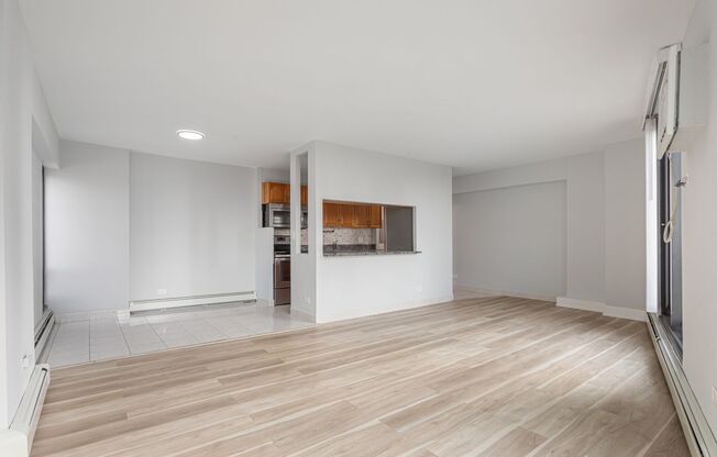 2 beds, 1.5 baths, 976 sqft, $3,000, Unit 12K