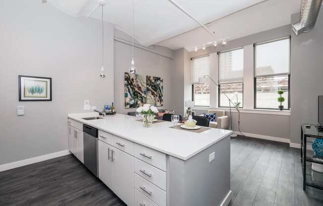 619 S. Lasalle St.