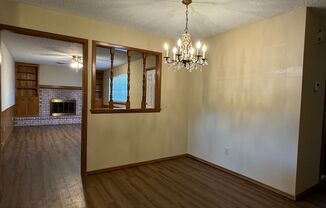 3 beds, 2 baths, $1,450