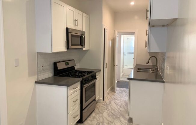 1 bed, 1 bath, $2,195, Unit 834.25