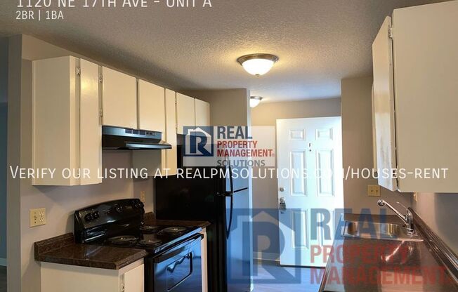 1120 NE 17 AVE