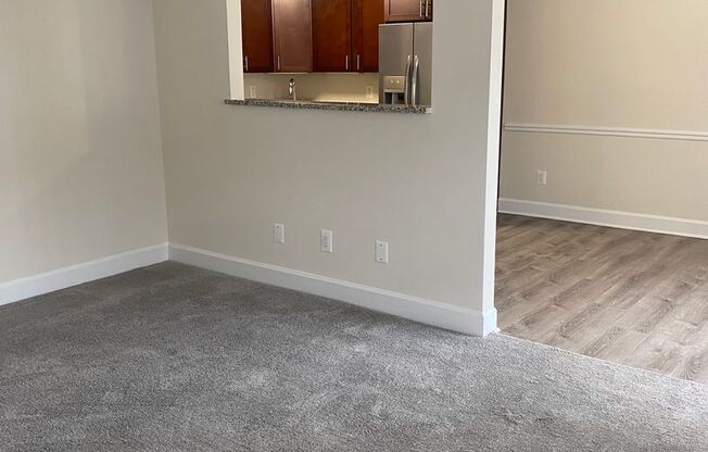 1 bed, 1 bath, 723 sqft, $1,850, Unit 5317 #4